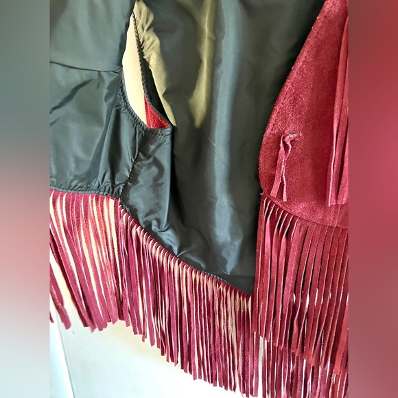 Vintage Suede Leather Fringe Vest Western Rodeo Festival Hippie size Small / Med - Picture 5 of 6